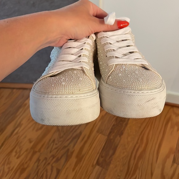 Betsy Johnson SIDNY all-over pearl platform sneakers - Picture 6 of 8